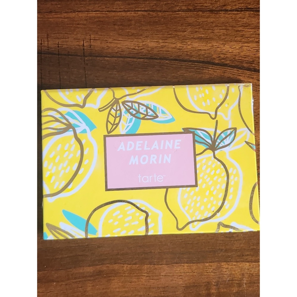 Tarte x Adelaine Morin Eye & Cheek Palette - Limited Edition. Eyeshadow Blush